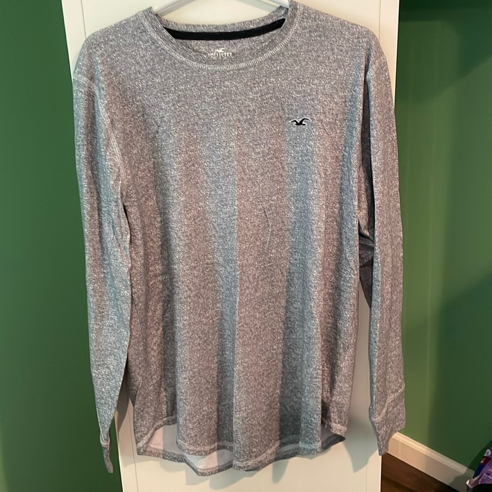 Men’s Hollister Gray Long Sleeve